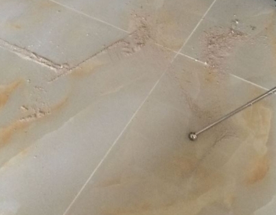 安陆瓷砖空鼓维修公司分享粘合剂选择不当在瓷砖铺贴过程中可能导致以下问题